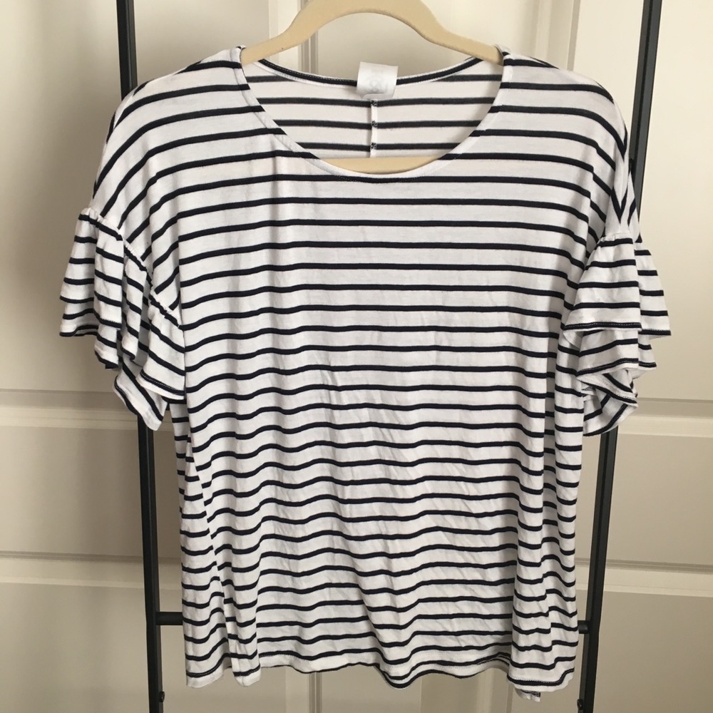 Agnes & Dora frill sleeve top